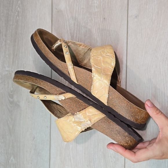 Betula By Birkenstock Women Thong Leather Sandals Flats shoes sz 40/9 Regular - Picture 10 of 14